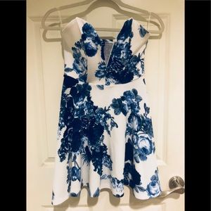 Windsor floral plunge dress